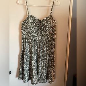 Green floral summer dress size large
